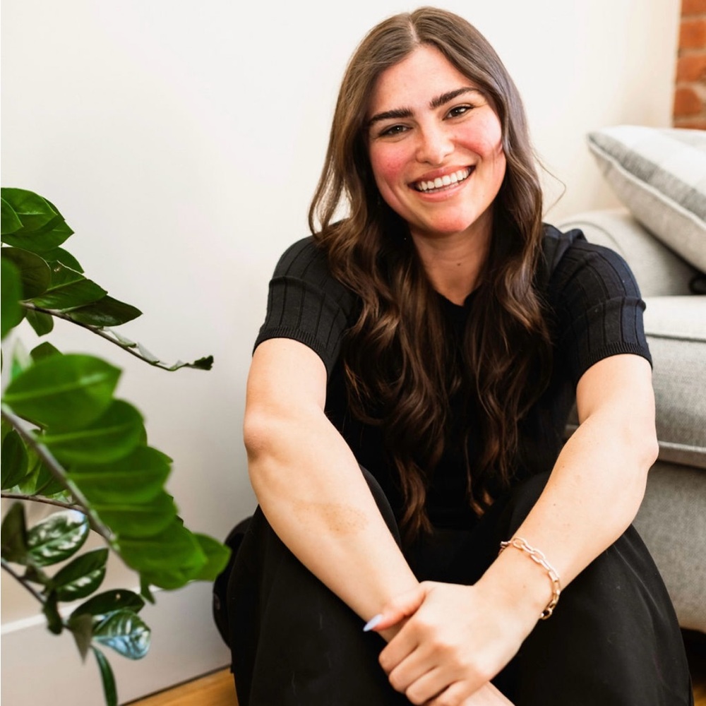 Meet your Posher, Ally